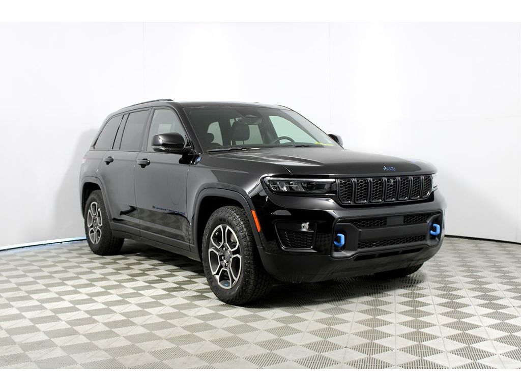 2023 Jeep Grand Cherokee 4xe Trailhawk