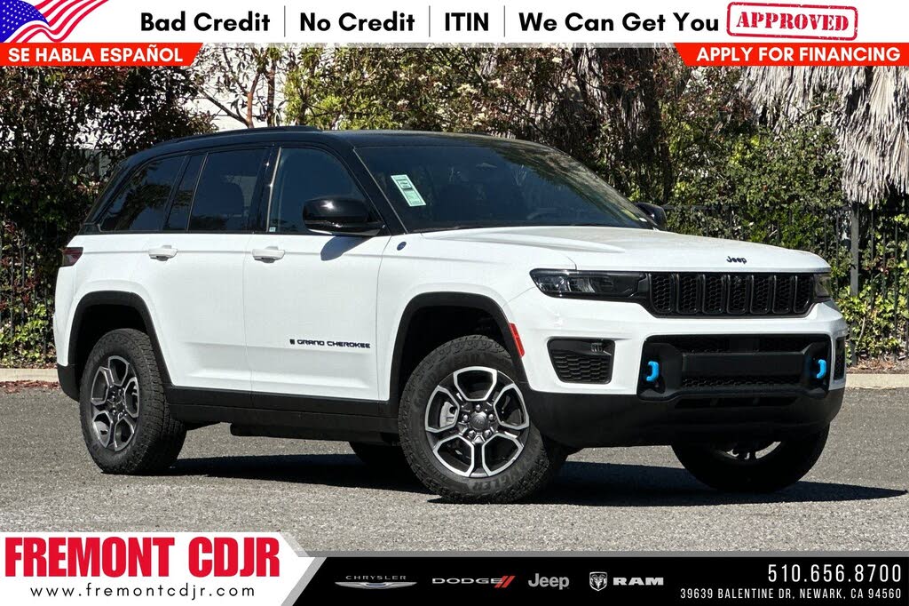 2023 Jeep Grand Cherokee Trailhawk CARB State Package