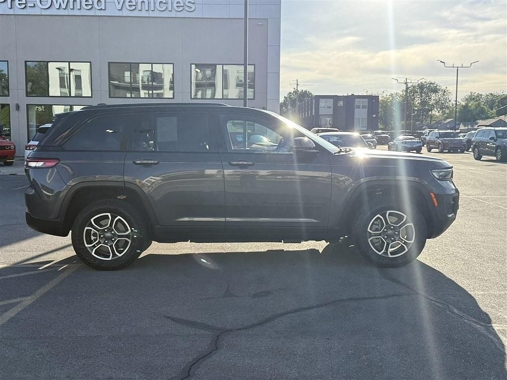2022 Jeep Grand Cherokee Trailhawk