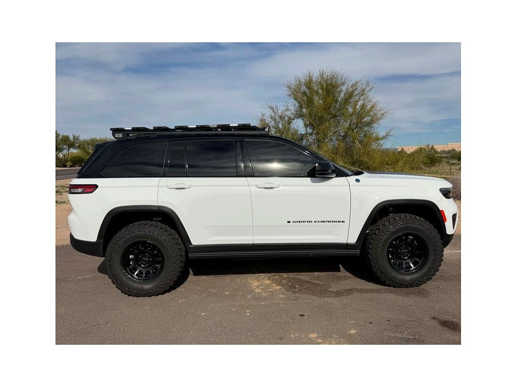 2022 Jeep Grand Cherokee Trailhawk 4xe