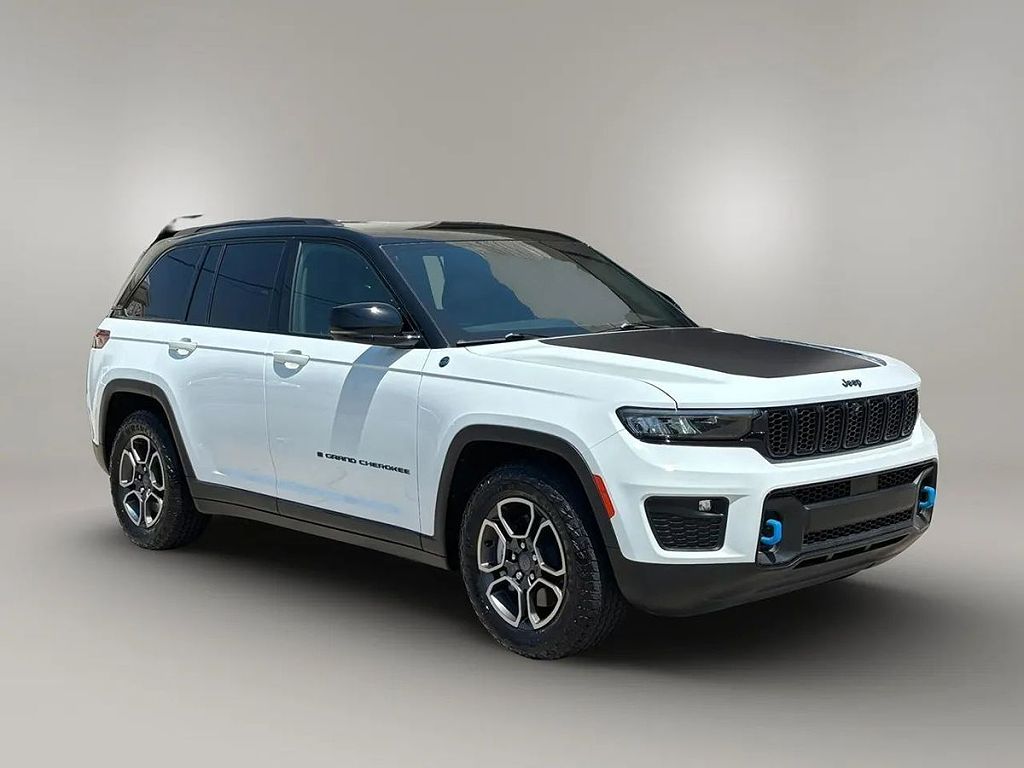 2022 Jeep Grand Cherokee 4xe Trailhawk