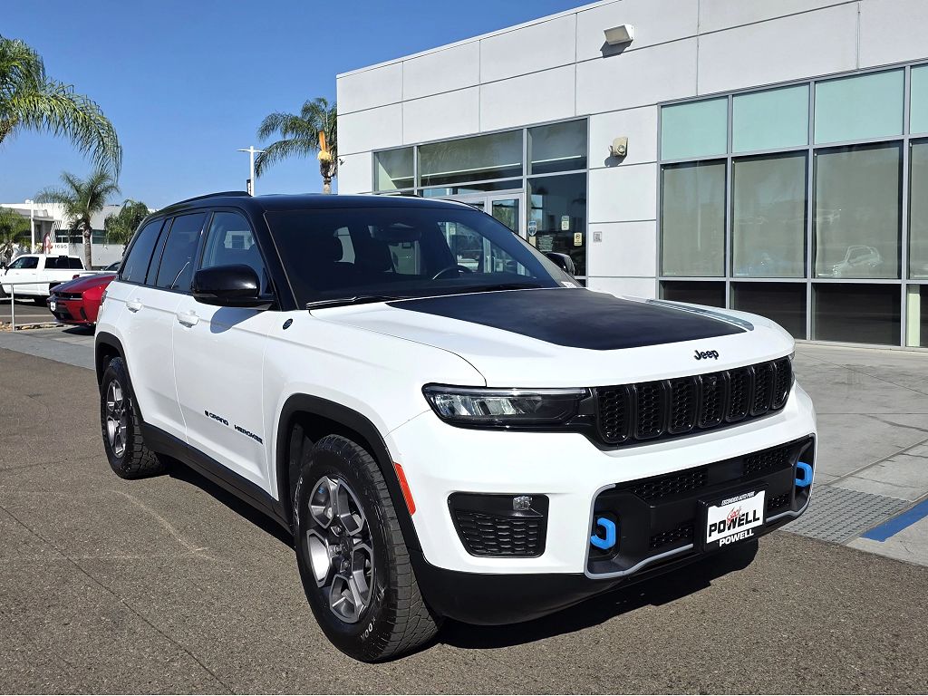 2022 Jeep Grand Cherokee 4xe Trailhawk