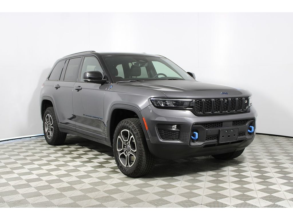 2022 Jeep Grand Cherokee 4xe Trailhawk