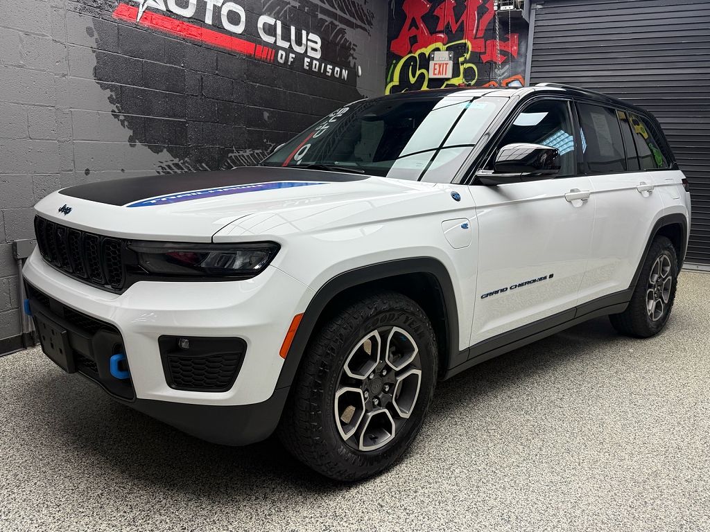 2024 Jeep Grand Cherokee 4xe Trailhawk