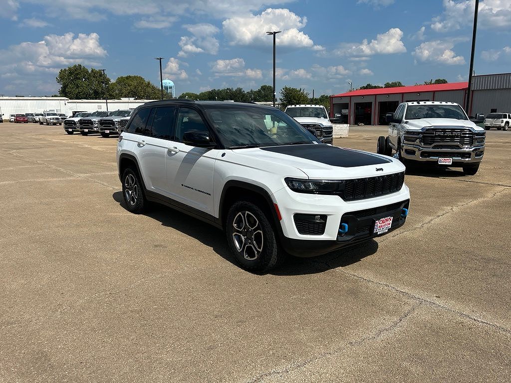 2022 Jeep Grand Cherokee Trailhawk