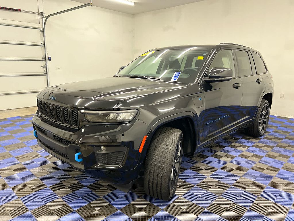 2023 Jeep Grand Cherokee 4xe Overland