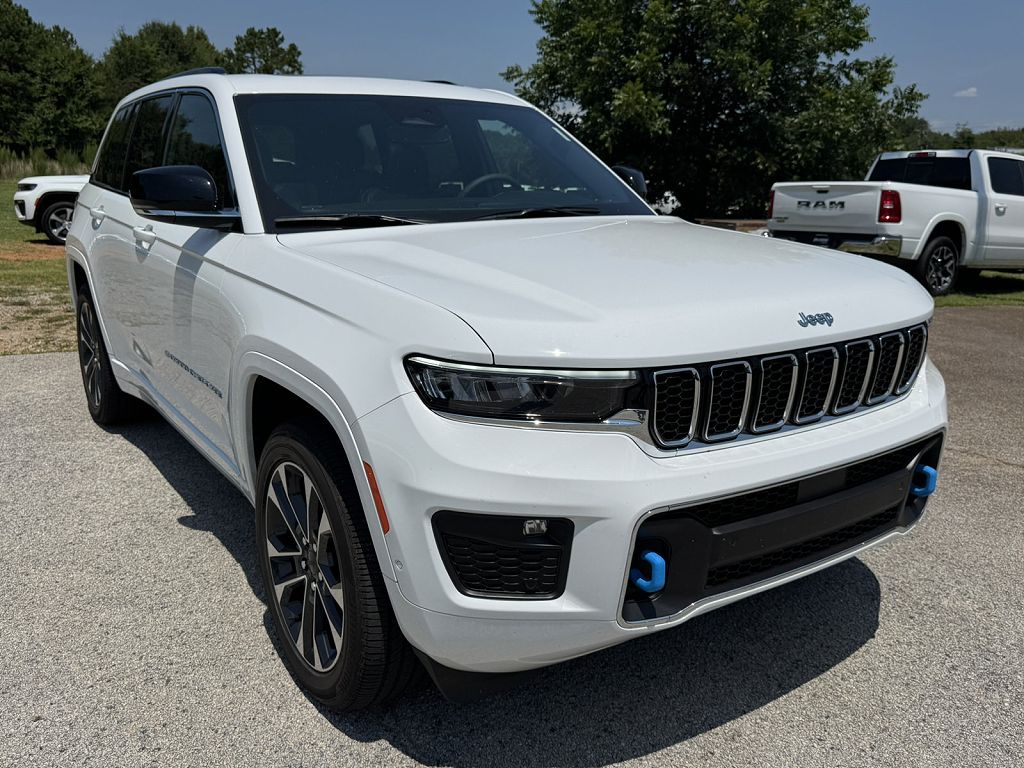 2025 Jeep Grand Cherokee 4xe Overland