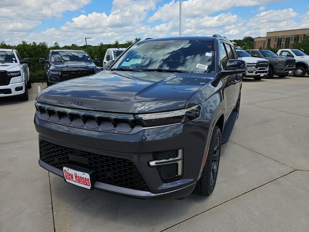2026 Jeep Grand Wagoneer L Limited Reserve