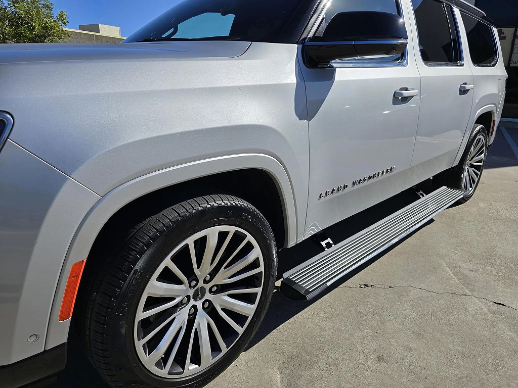 2024 Jeep Grand Wagoneer L Series III