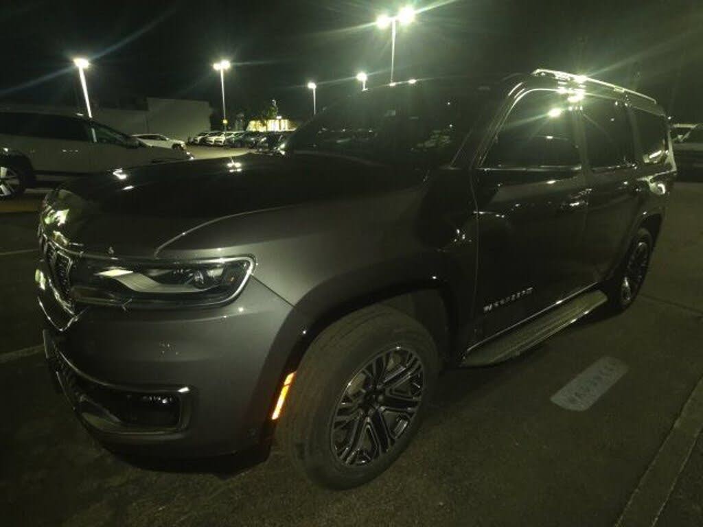 2023 Jeep Wagoneer