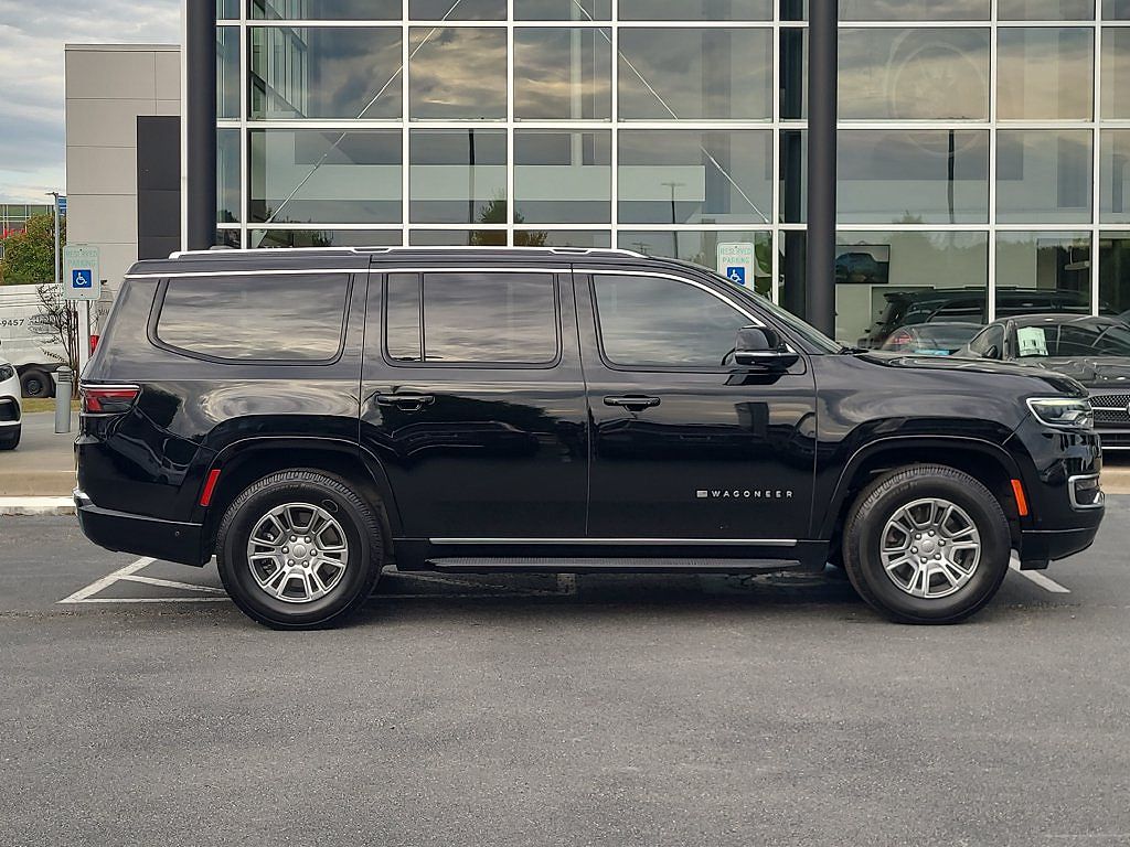 2023 Jeep Wagoneer
