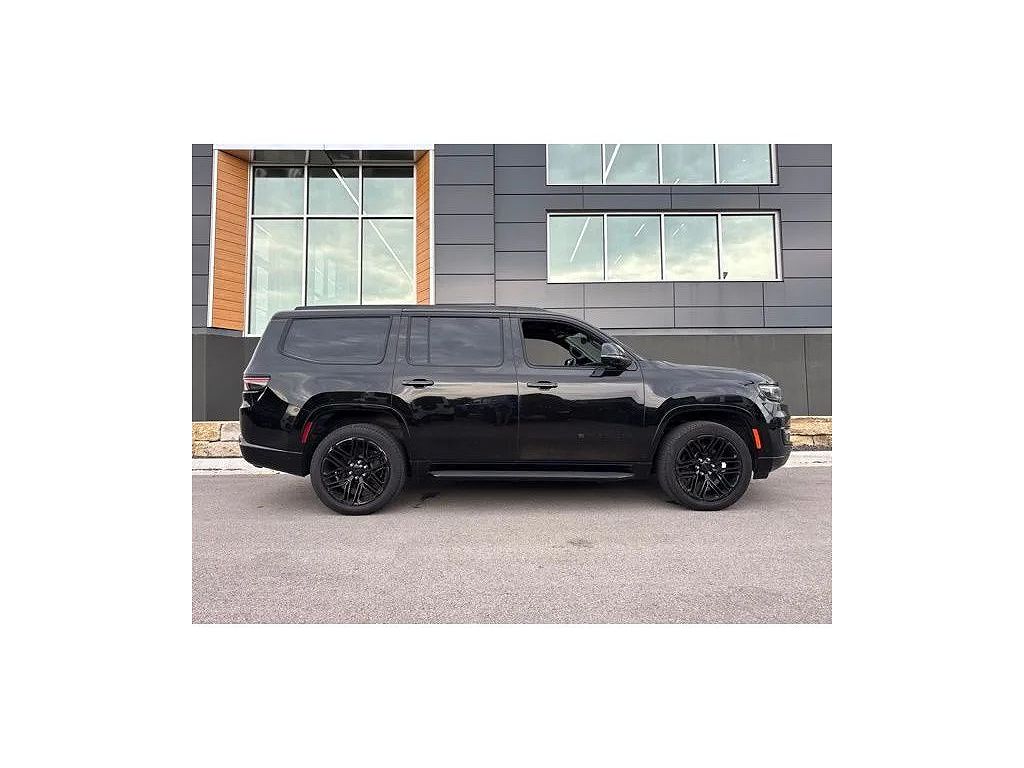 2025 Jeep Wagoneer Series II Carbide