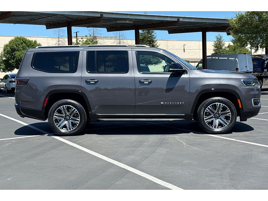 2025 Jeep Wagoneer Series II Overland