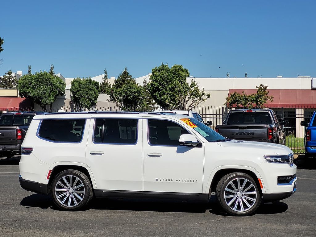 2022 Jeep Grand Wagoneer Obsidian