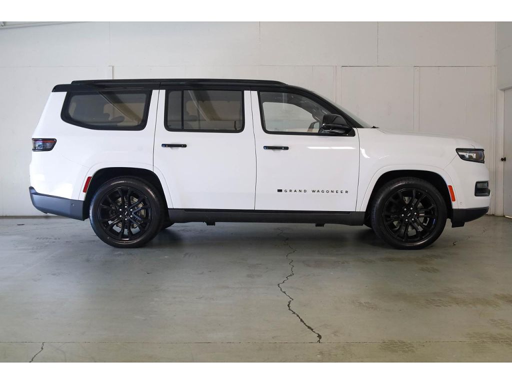 2022 Jeep Grand Wagoneer Obsidian