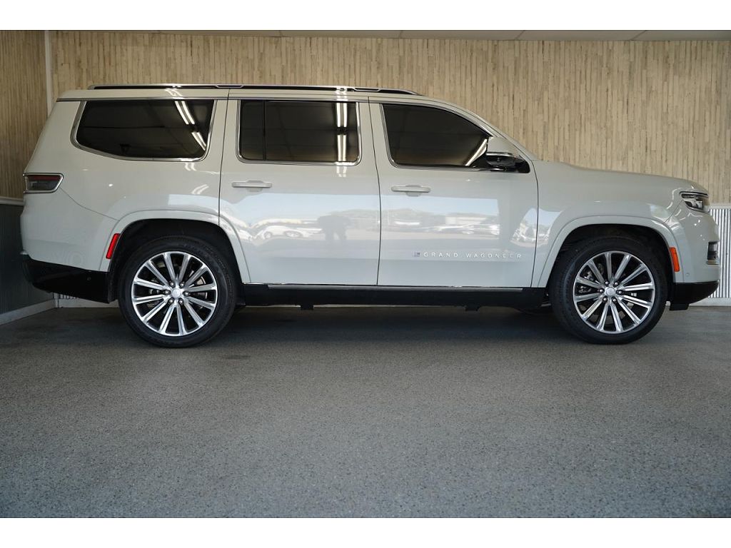 2022 Jeep Grand Wagoneer Obsidian