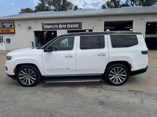 2023 Jeep Grand Wagoneer Series II Obsidian