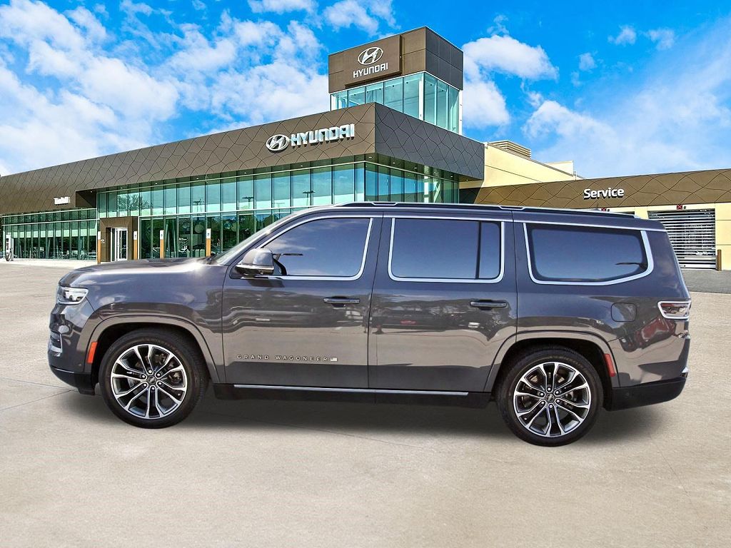 2022 Jeep Grand Wagoneer Series III