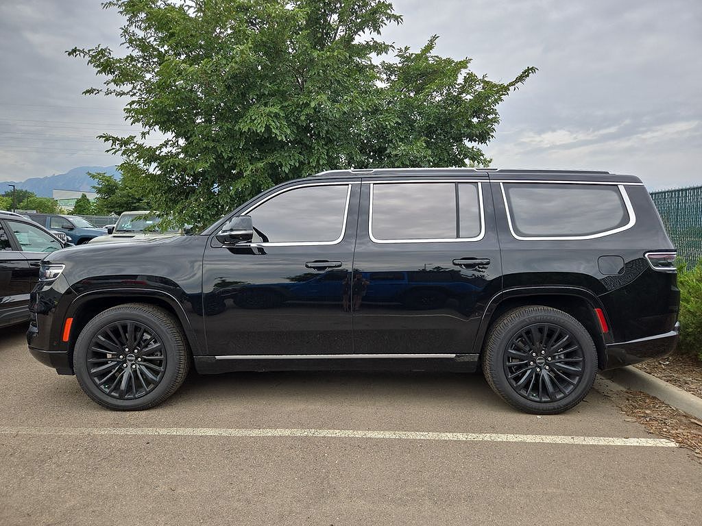 2023 Jeep Grand Wagoneer Series III Obsidian