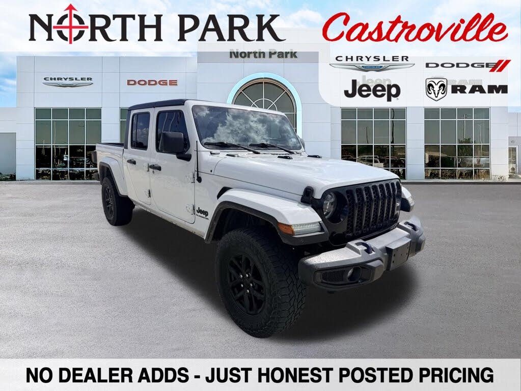 2022 Jeep Gladiator Sport