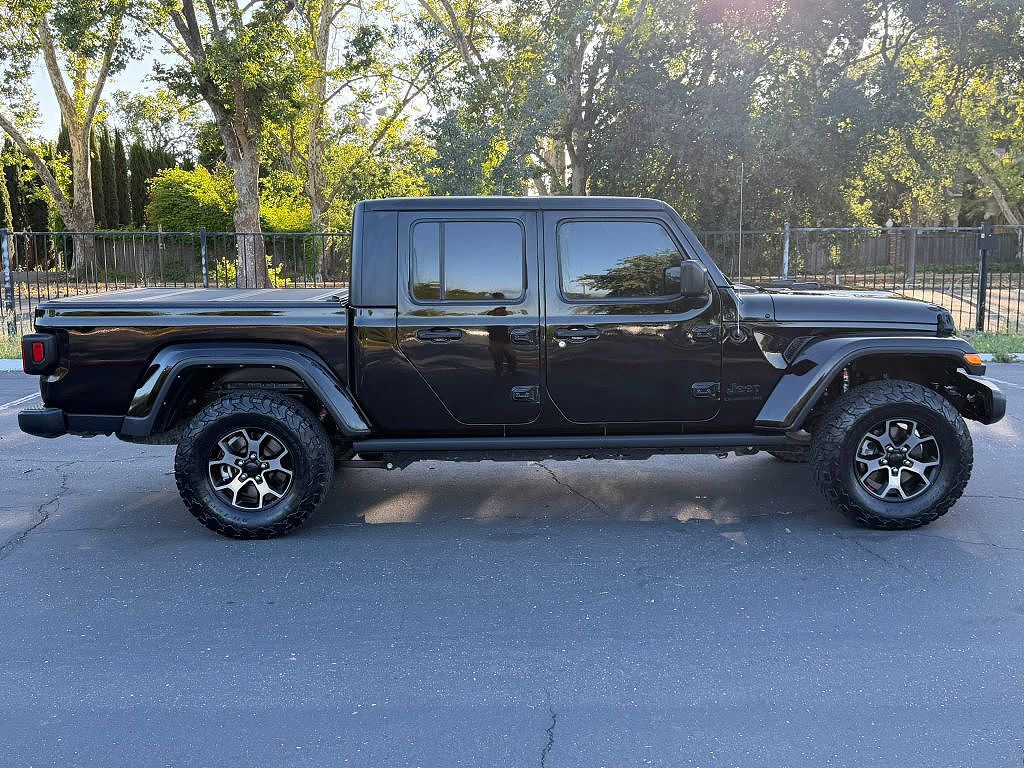 2021 Jeep Gladiator Willys