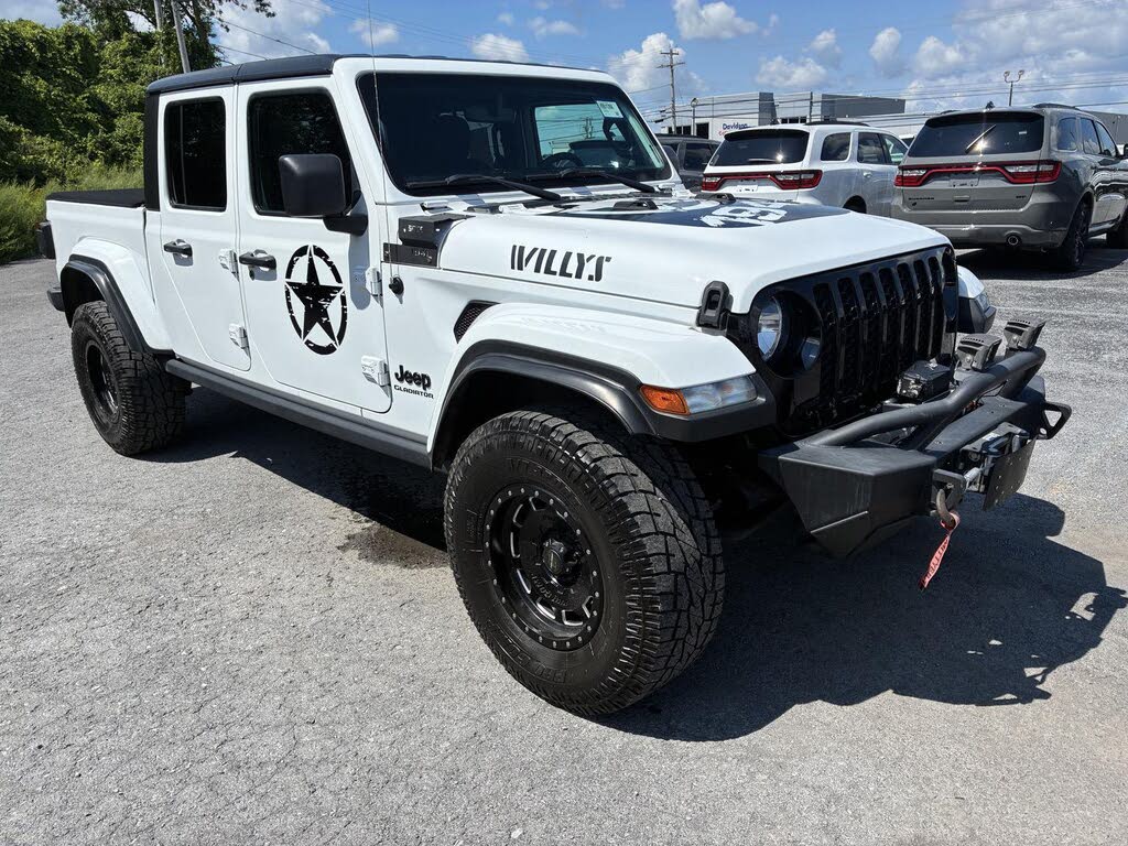 2021 Jeep Gladiator Sport