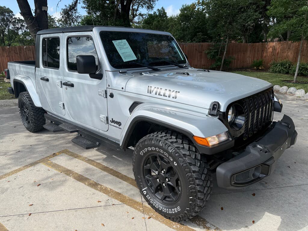 2022 Jeep Gladiator Willys
