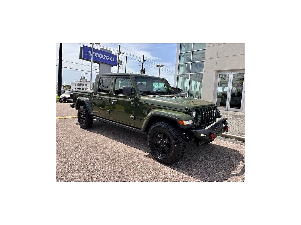 2022 Jeep Gladiator Sport