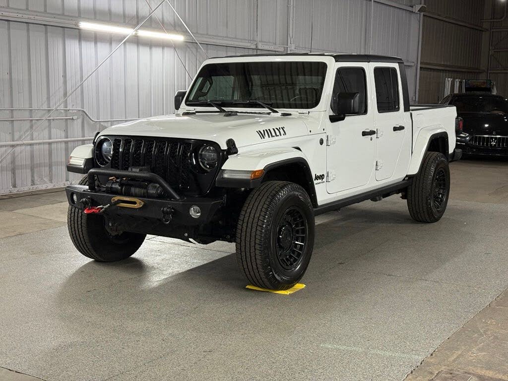 2022 Jeep Gladiator Sport
