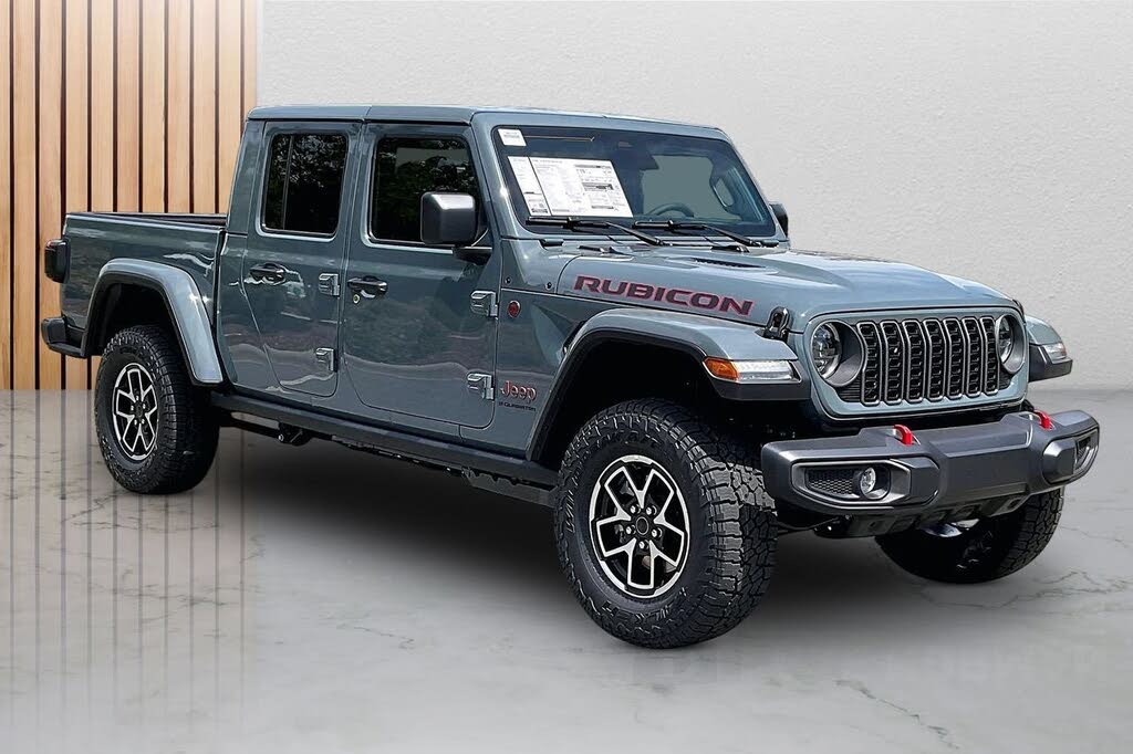 2026 Jeep Gladiator Shadow Ops