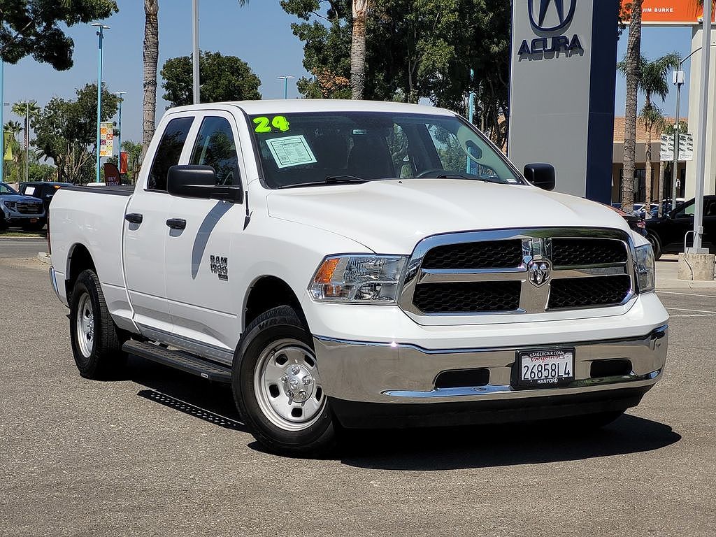2024 Ram 1500 Classic SLT Fleet