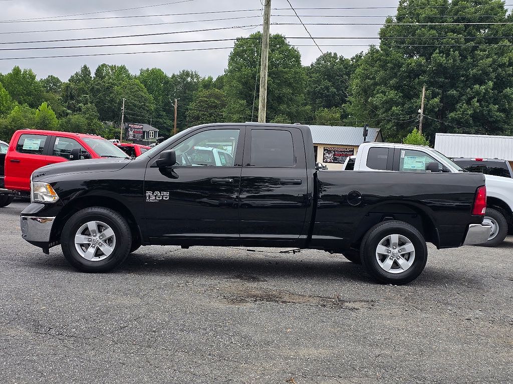 2024 Ram 1500 Classic SLT Fleet