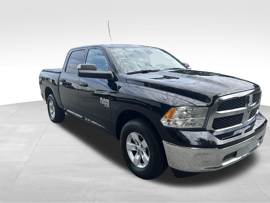 2023 Ram 1500 Classic SLT Fleet