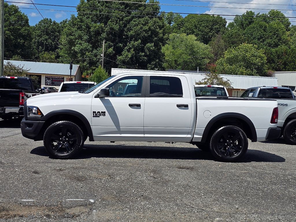 2024 Ram 1500 Classic SLT Fleet