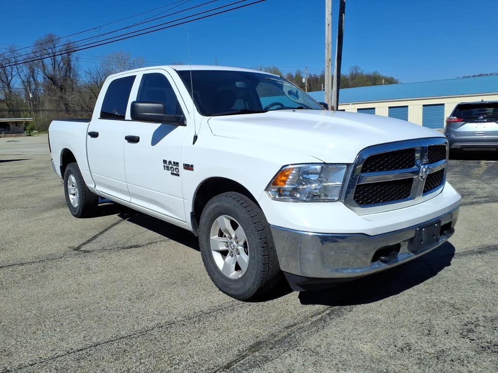 2023 Ram 1500 Classic SLT Fleet