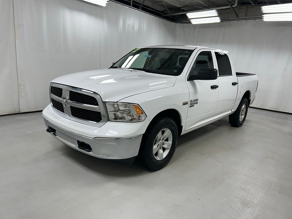 2022 RAM 1500 Classic SLT