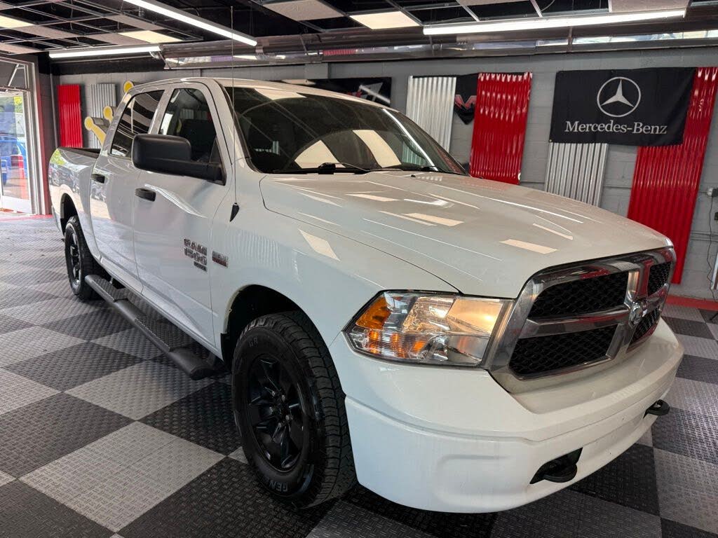 2022 Ram 1500 Classic SLT Fleet