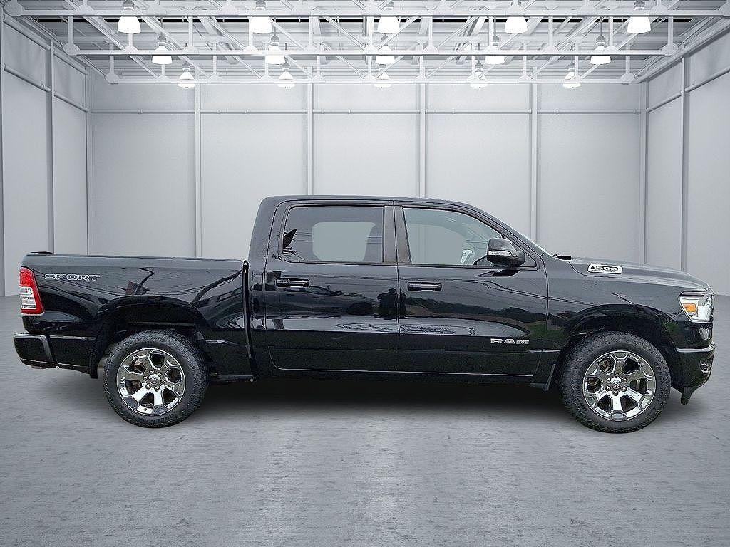 2021 RAM Ram 1500 Big Horn Crew Cab 4x4 5'7' Box