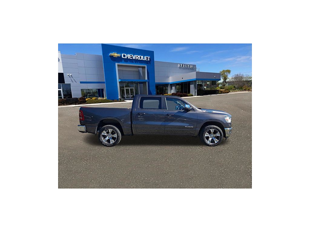 2023 RAM 1500 Laramie Crew Cab 4x4 5'7" Box