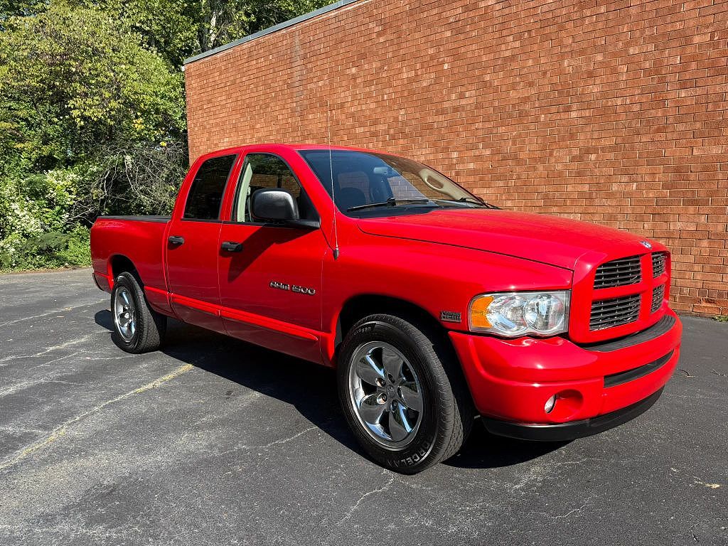 2005 Dodge Ram Pickup 1500 SLT