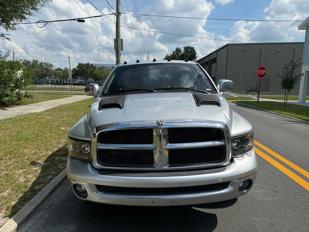 2004 Dodge Ram Pickup 1500 SLT