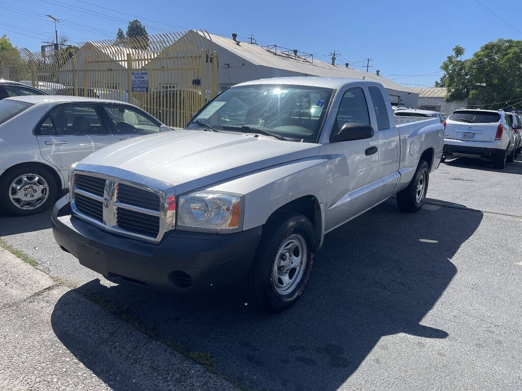 2006 Dodge Dakota ST