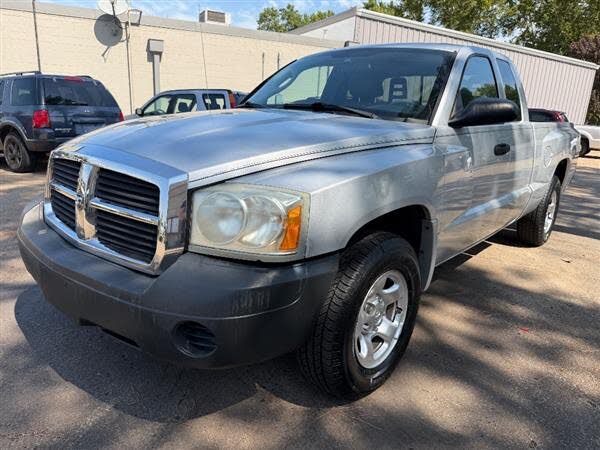 2005 Dodge Dakota ST