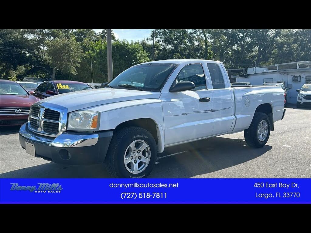 2005 Dodge Dakota SLT Pickup 2D 6 1/2 ft
