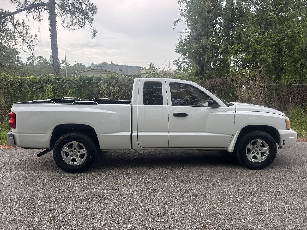 2006 Dodge Dakota SLT