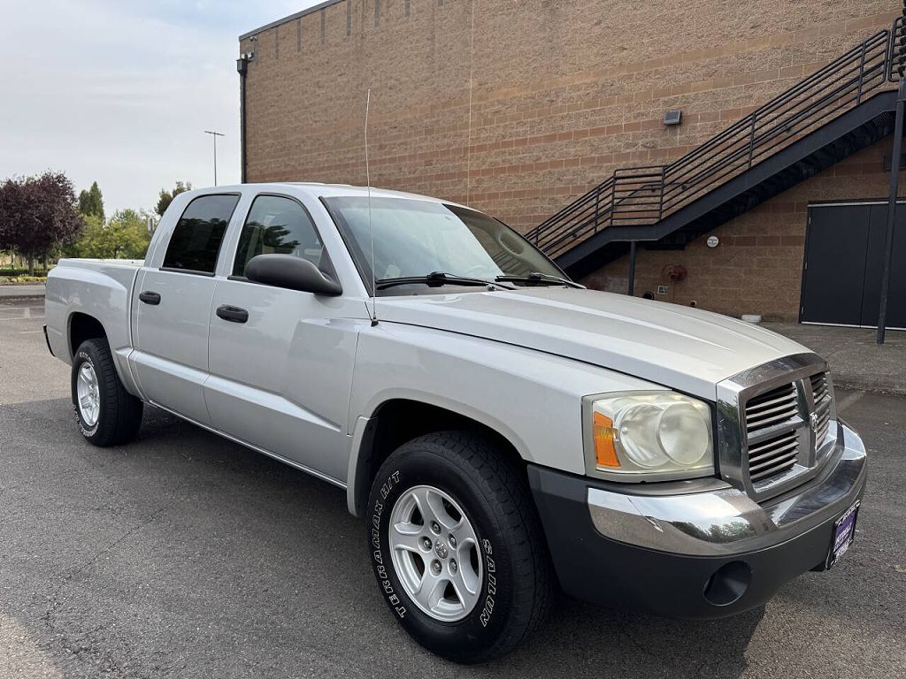 2005 Dodge Dakota SLT