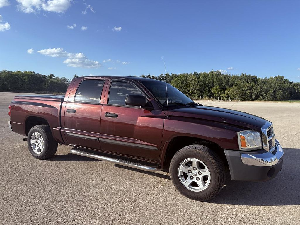 2005 Dodge Dakota SLT