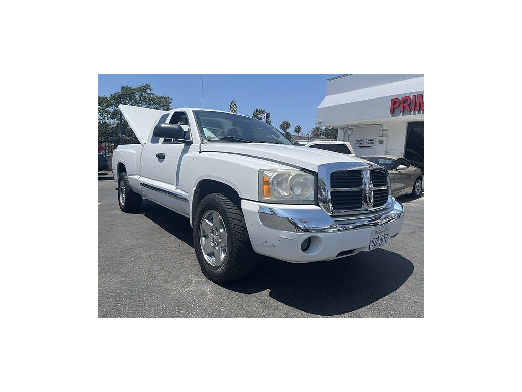 2005 Dodge Dakota Laramie