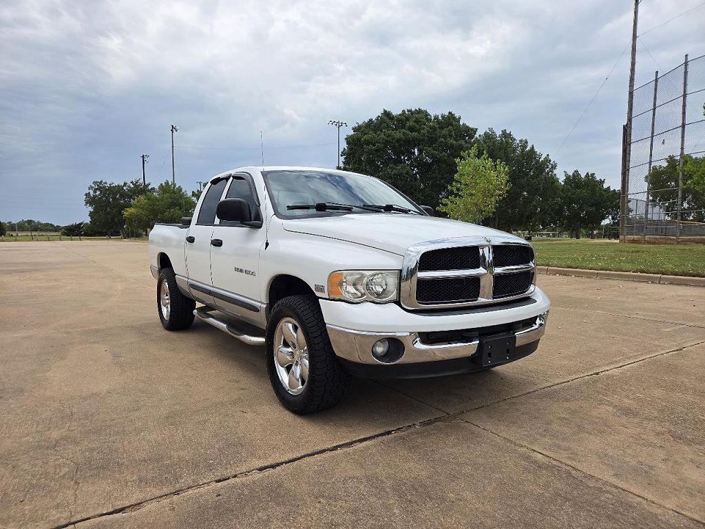 2004 Dodge Ram 1500 4dr Quad Cab 140.5" WB 4WD SLT