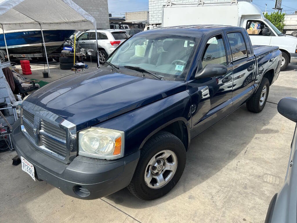 2005 Dodge Dakota ST